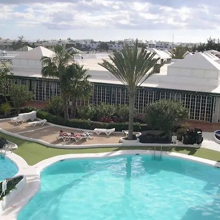 El Trebol Apartment *